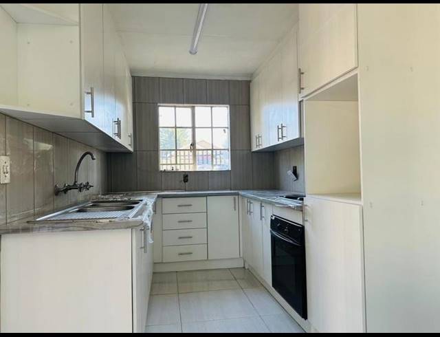 3 BEDROOM HOUSE FOR SALE IN TERENURE